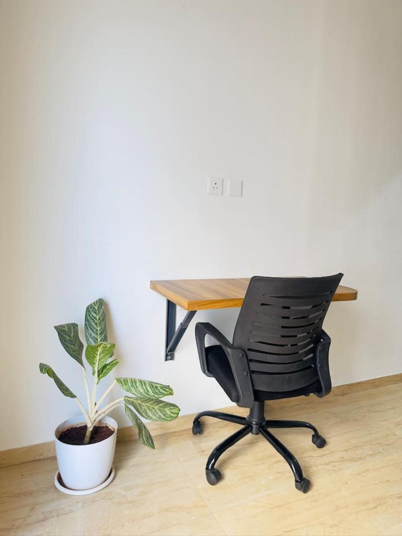 Apartment Pelican 2bhk Modern Ac Flat On Baner Road Pune