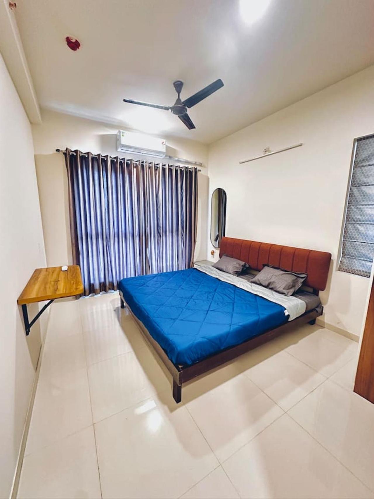 Apartment Pelican 2bhk Modern Ac Flat On Baner Road