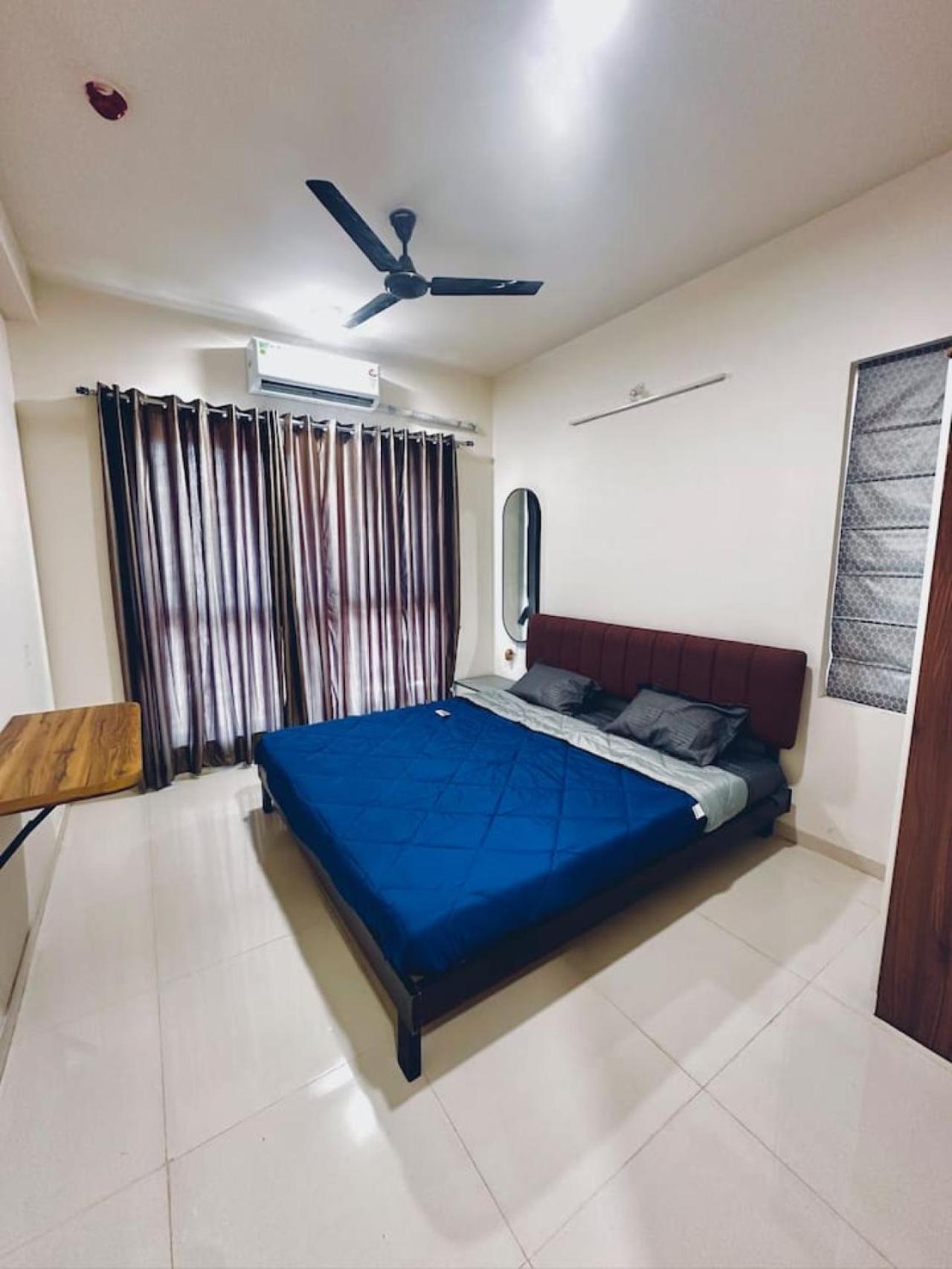 Pelican 2bhk Modern Ac Flat On Baner Road Apartment Pune