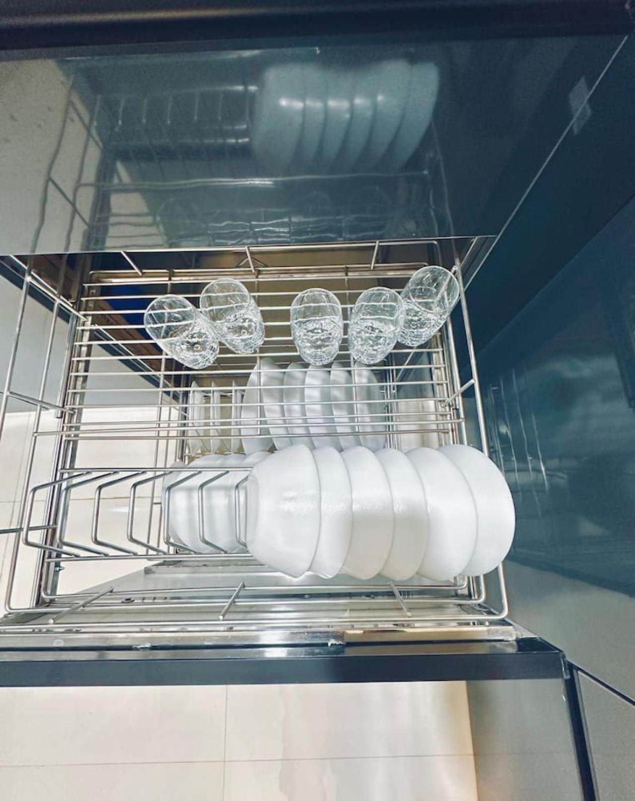 Pelican 2bhk Modern Ac Flat On Baner Road