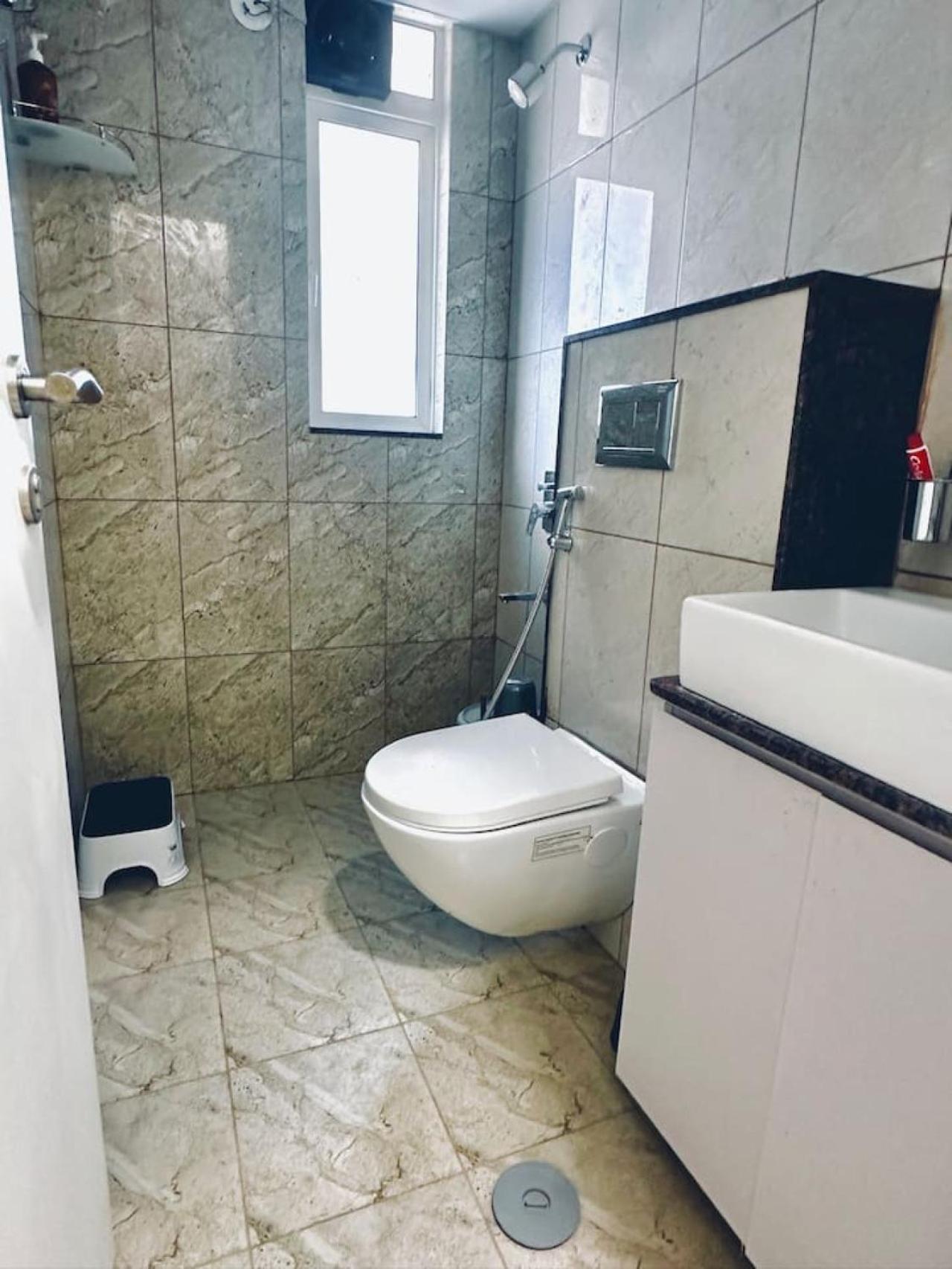 Pelican 2bhk Modern Ac Flat On Baner Road * Pune